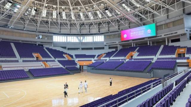 记者：斯图加特开始谈法比奥-维埃拉，阿森纳要价3000-3500万
