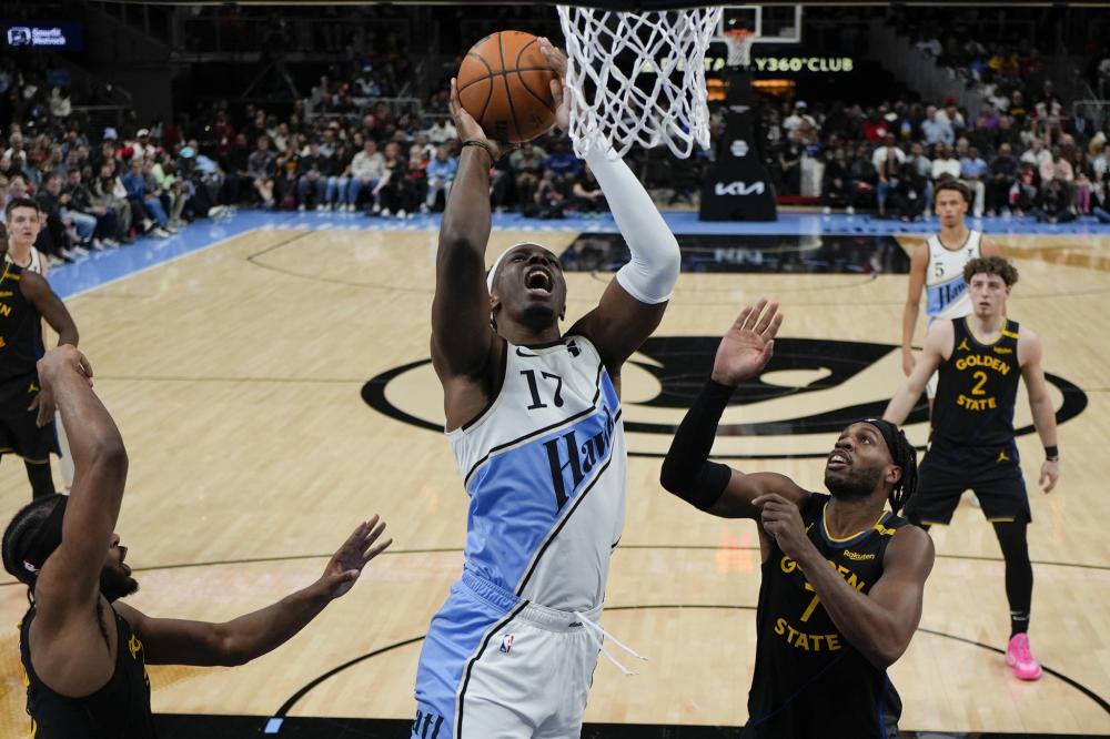 吾米提江：来到海港时我就想过能拿冠军，希望以后能多拿几个